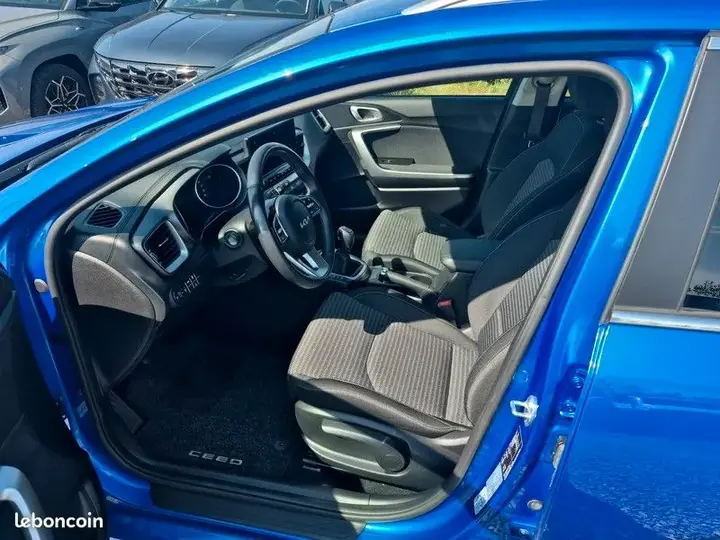 Kia Ceed 2023 photo 3