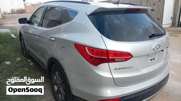Hyundai Santa Fe 2014 photo 2