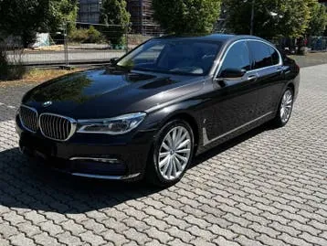 BMW 740E