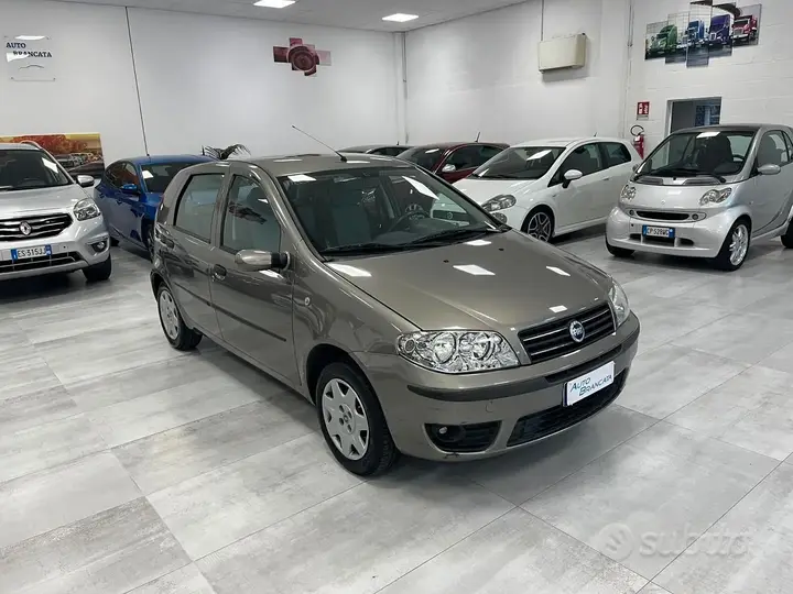 Fiat Punto 2005 photo 3