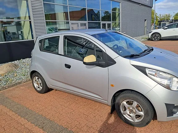 Chevrolet Spark 2010 photo 4