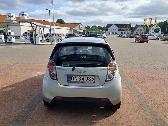 Chevrolet Spark 2010 photo 5