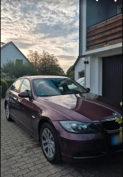 BMW 318I
