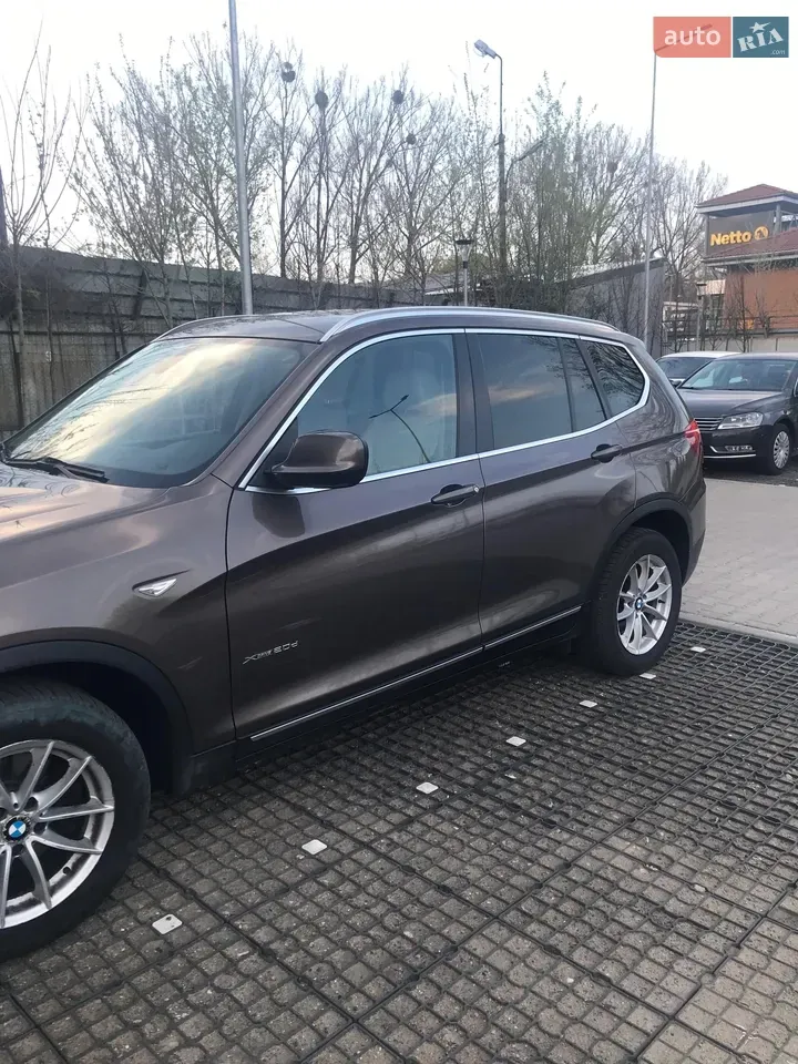 BMW X3 2012 photo 4