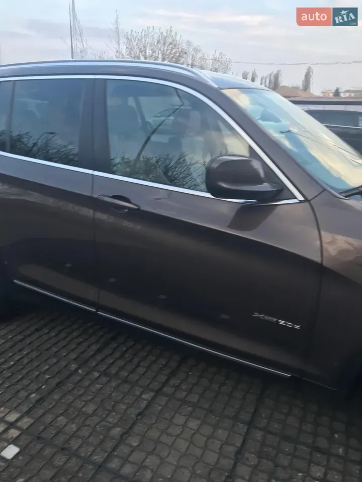 BMW X3 2012 photo 3