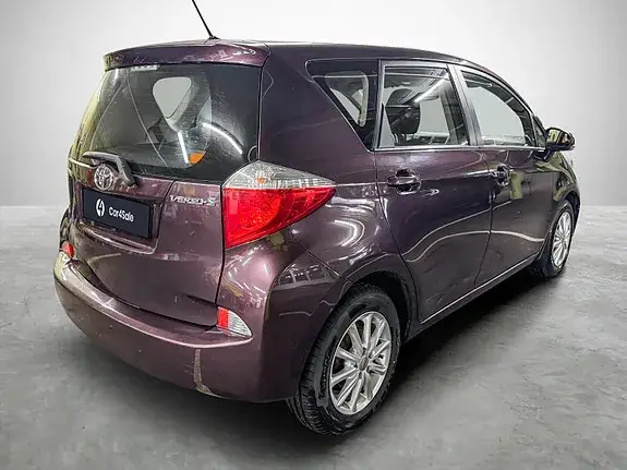 Toyota Verso-S 2011 photo 5