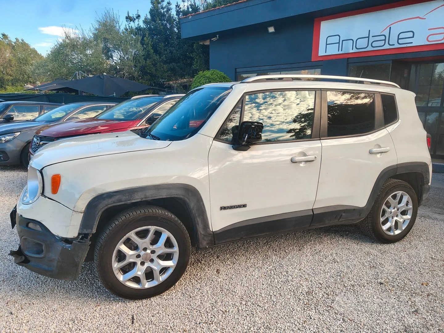 Jeep Renegade 2015 photo 2