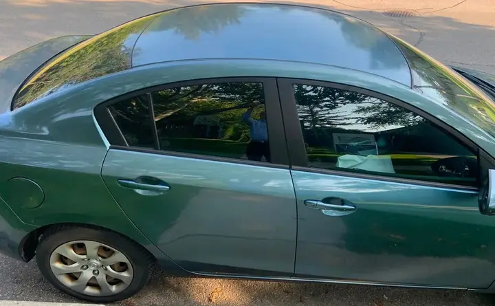 Mazda 3 2010 photo 5