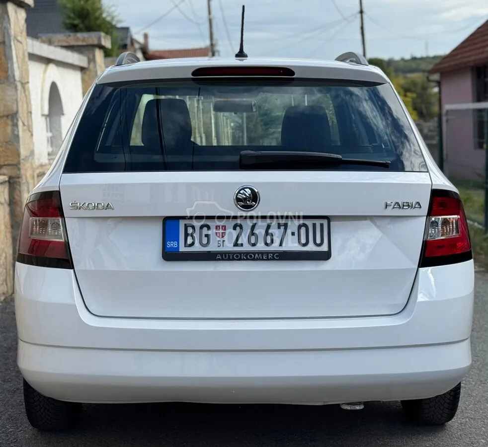 Skoda Fabia 2017 photo 5