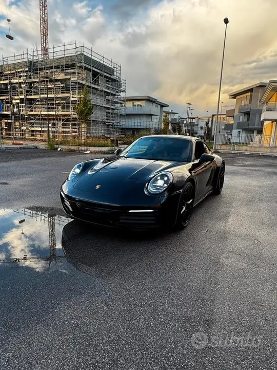 Porsche 911 2020 photo 2