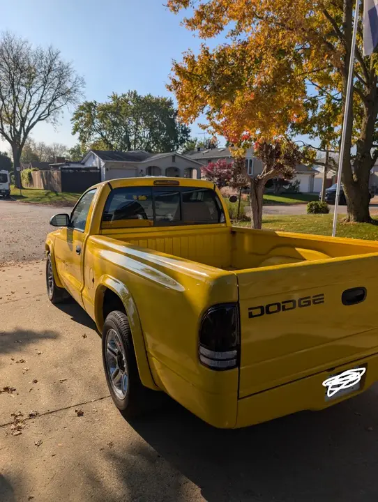 Dodge Dakota 1999 photo 3