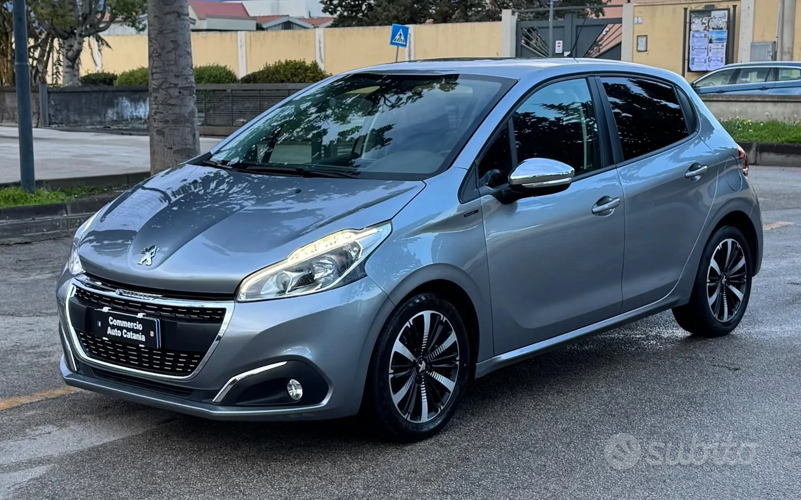 Peugeot 208 2020 photo 3
