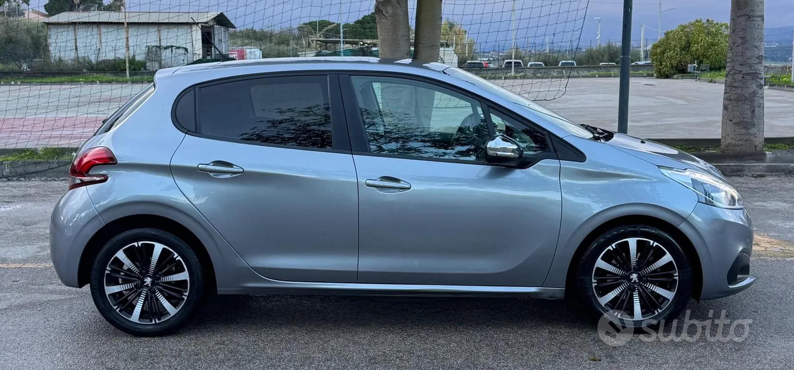 Peugeot 208 2020 photo 5