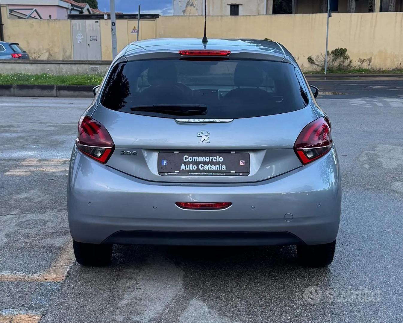 Peugeot 208 2020 photo 2