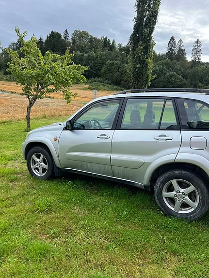Toyota Rav4 2001 photo 3