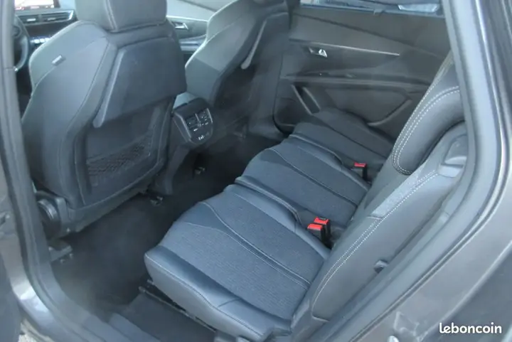 Peugeot 5008 2019 photo 4