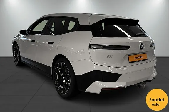 BMW Ix 2023 photo 3