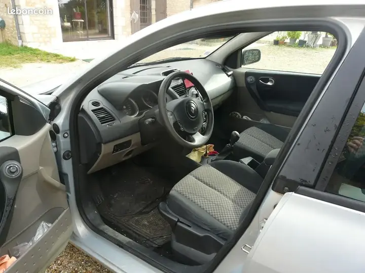 Renault Megane 2004 photo 3