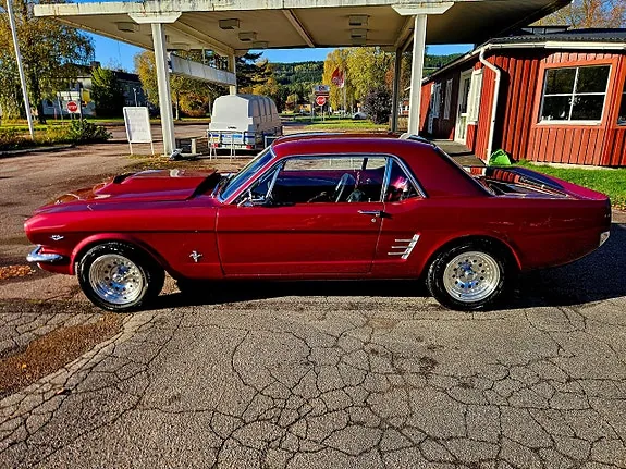 Ford Mustang 1966 photo 3