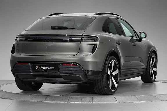 Porsche Macan Turbo 2024 photo 4