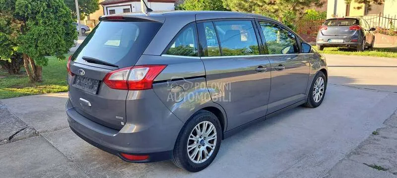 Ford Grand C-Max 2013 photo 5