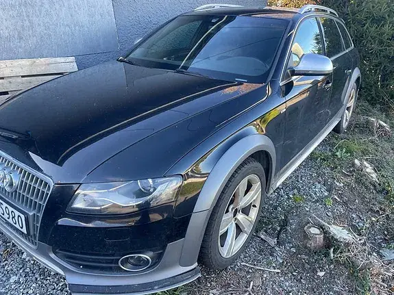 Audi A4 Allroad 2010 photo 2