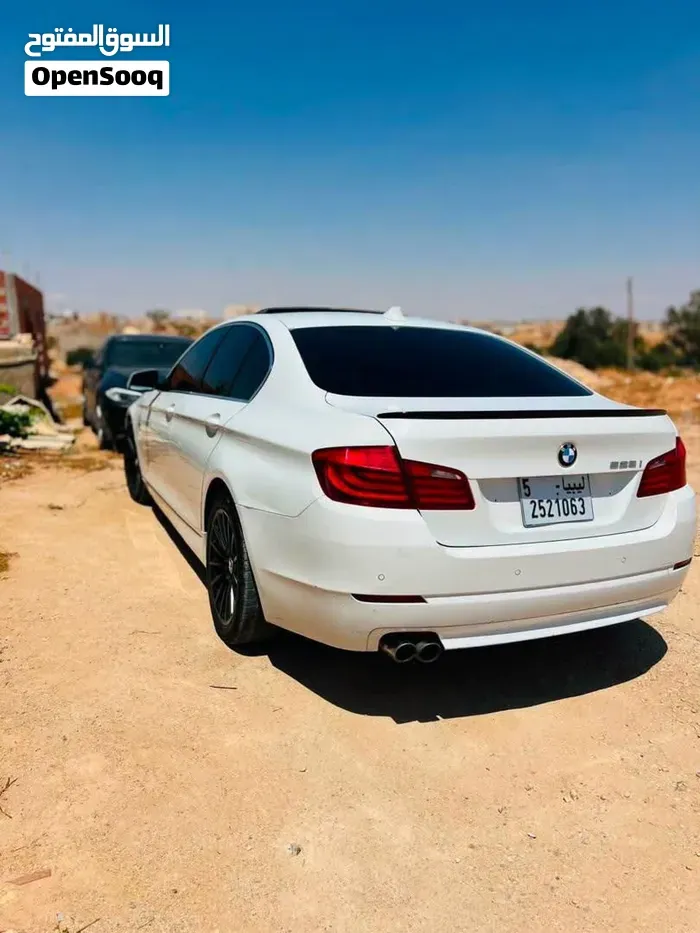 BMW 5 Series 2013 photo 2
