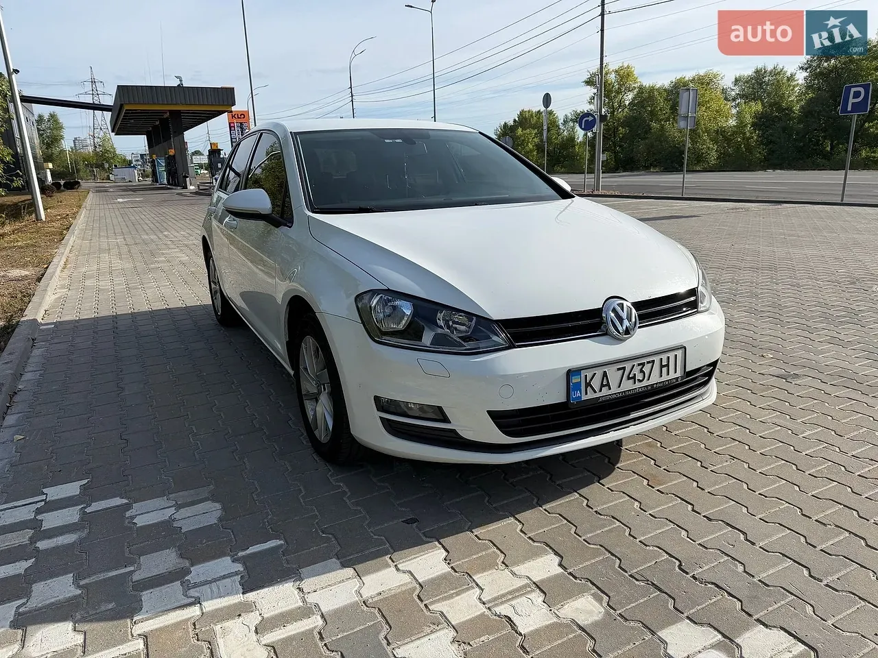 Volkswagen Golf 2012 photo 3
