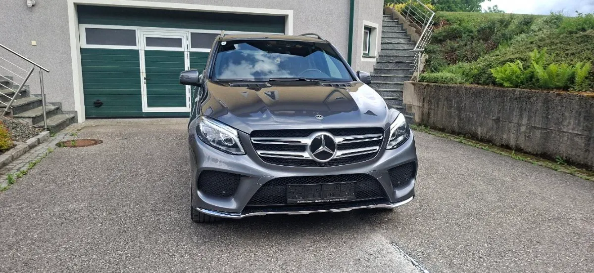 Mercedes-Benz Gle-Class 2017 photo 2