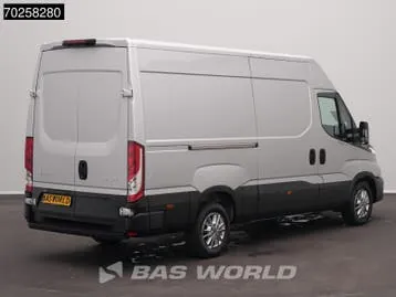 Iveco Daily 2024 photo 2