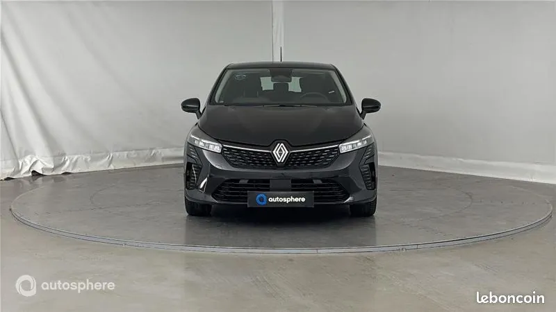 Renault Clio 2025 photo 2