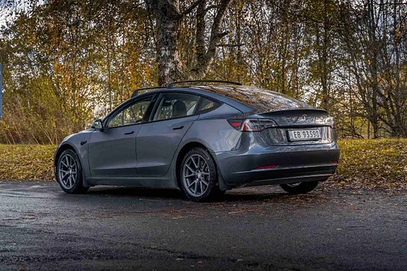 Tesla Model 3 2021 photo 5