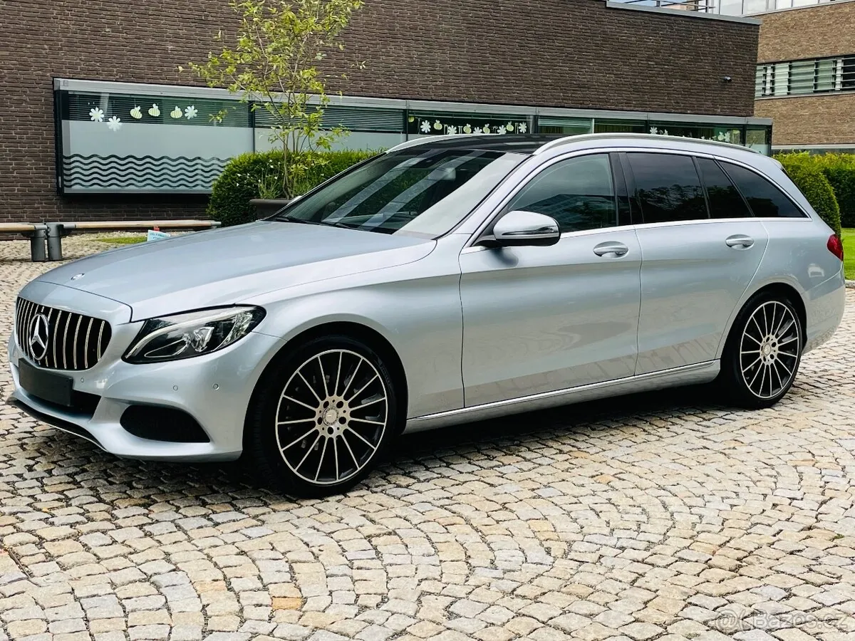 Mercedes-Benz C 220D 2026 photo 2