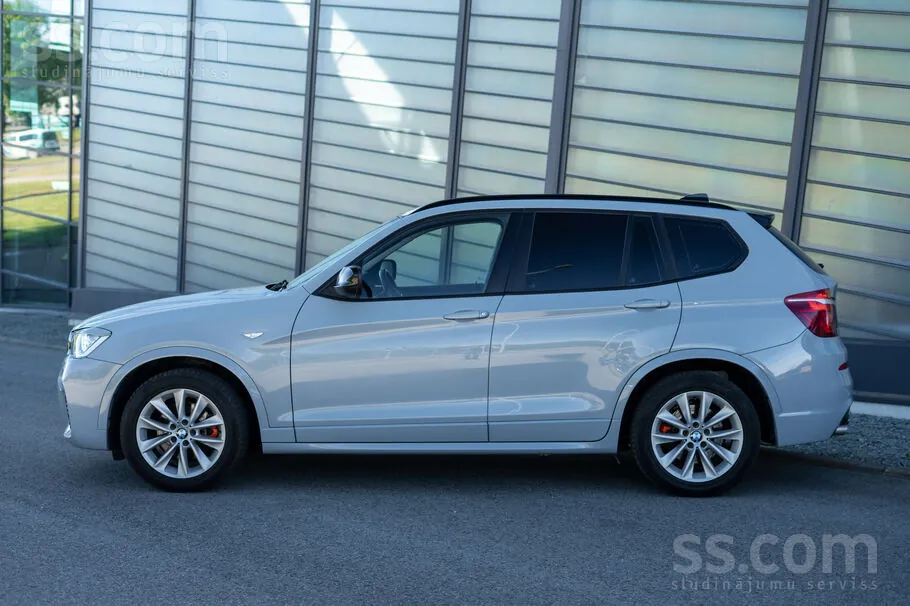 BMW X3 2012 photo 4