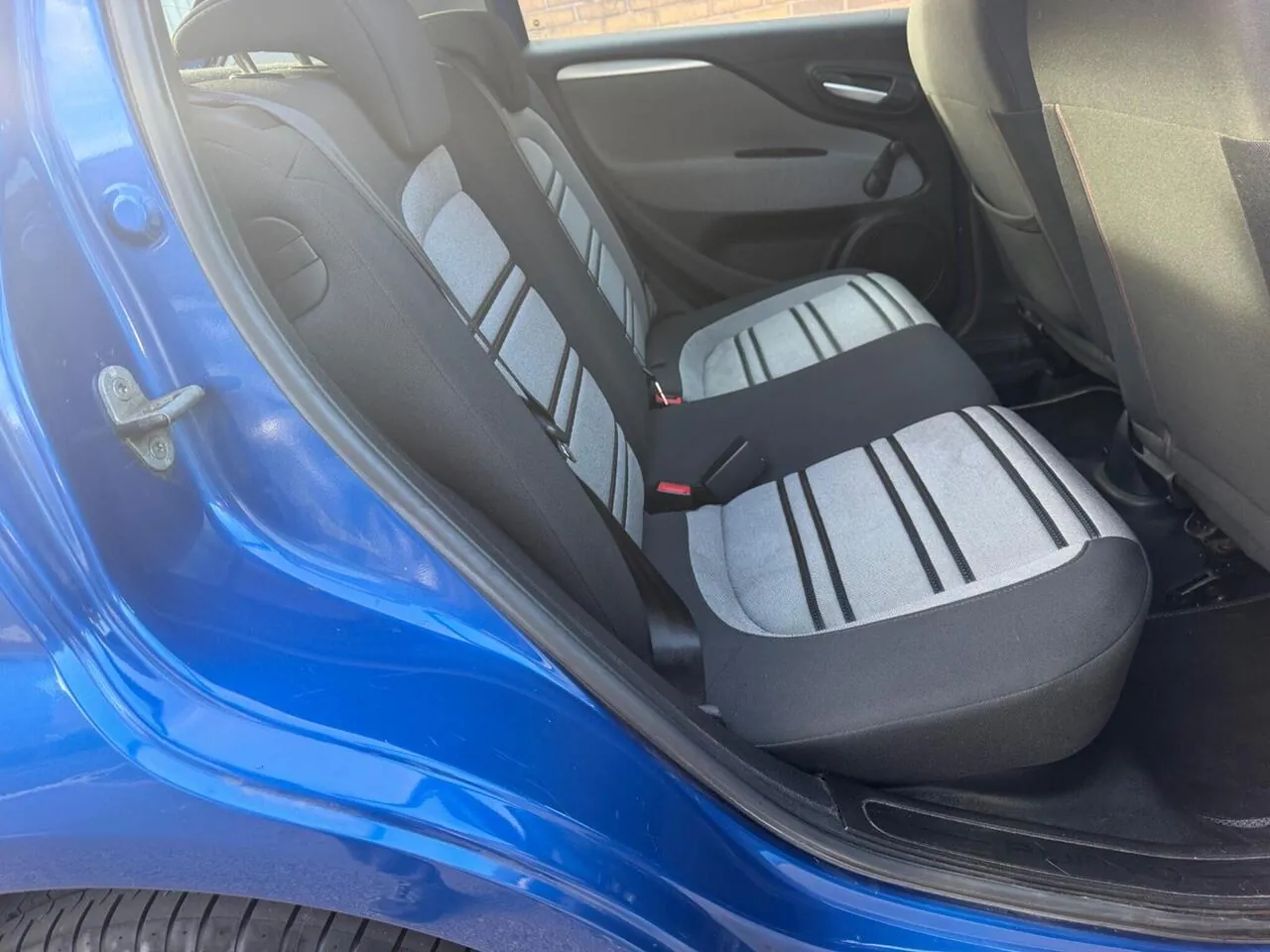 Fiat Punto 2011 photo 5
