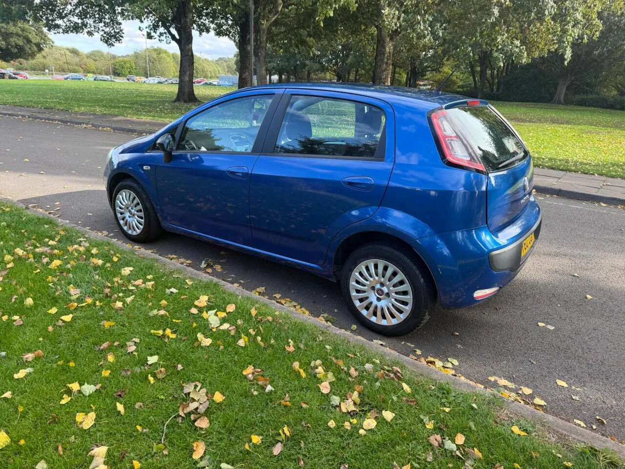 Fiat Punto 2011 photo 4