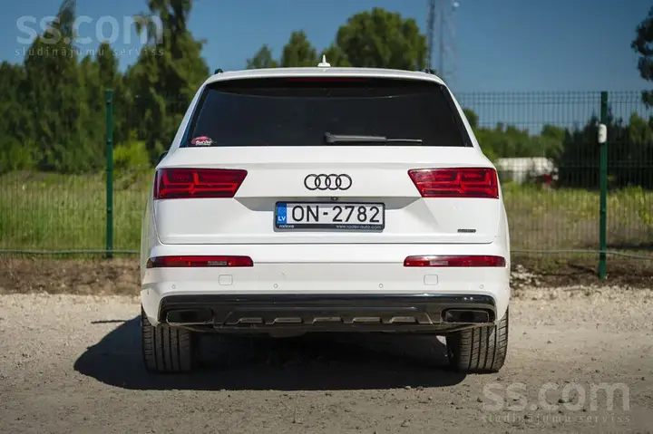 Audi Q7 2016 photo 5