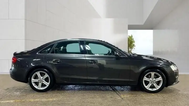 Audi A4 2014 photo 5
