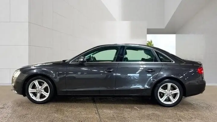 Audi A4 2014 photo 4