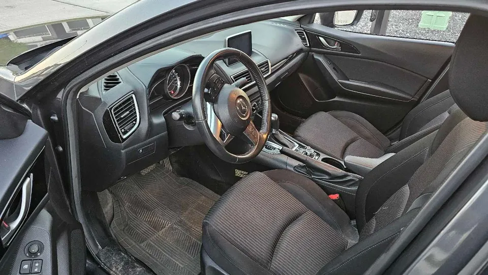 Mazda 3 2015 photo 5