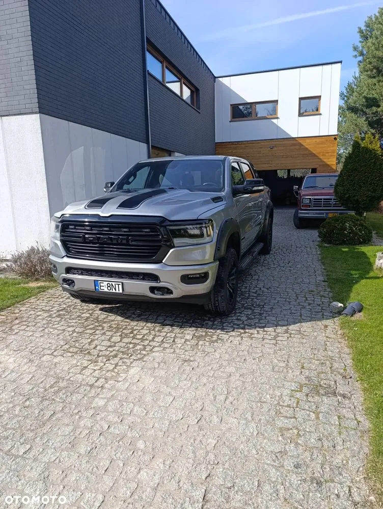 Ram 1500 2021 photo 2