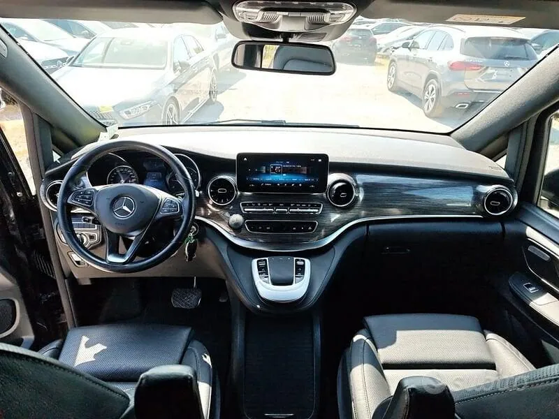 Mercedes-Benz V-Class 2024 photo 5