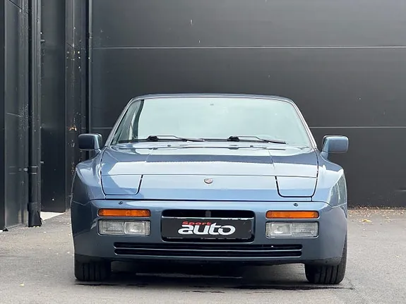Porsche 944 1989 photo 4