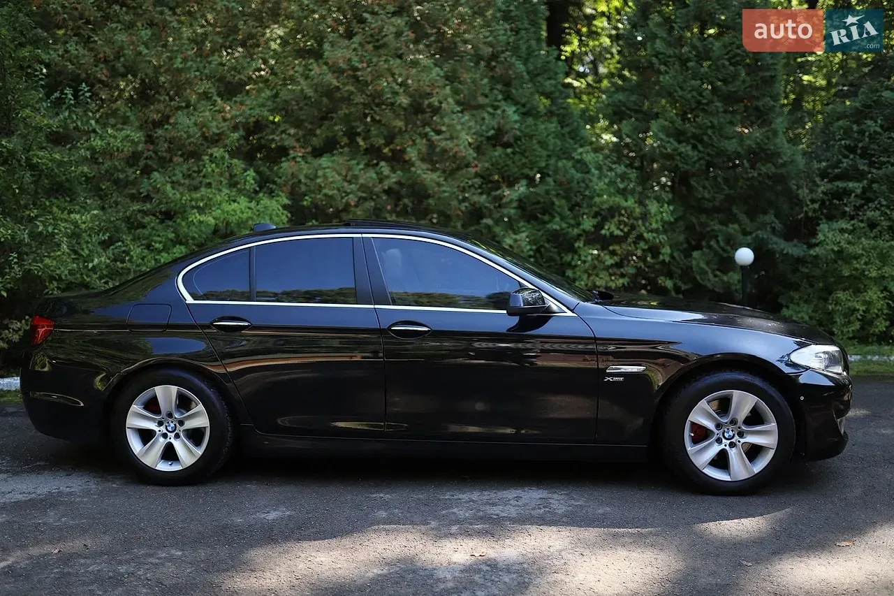 BMW 5 Series 2012 photo 5