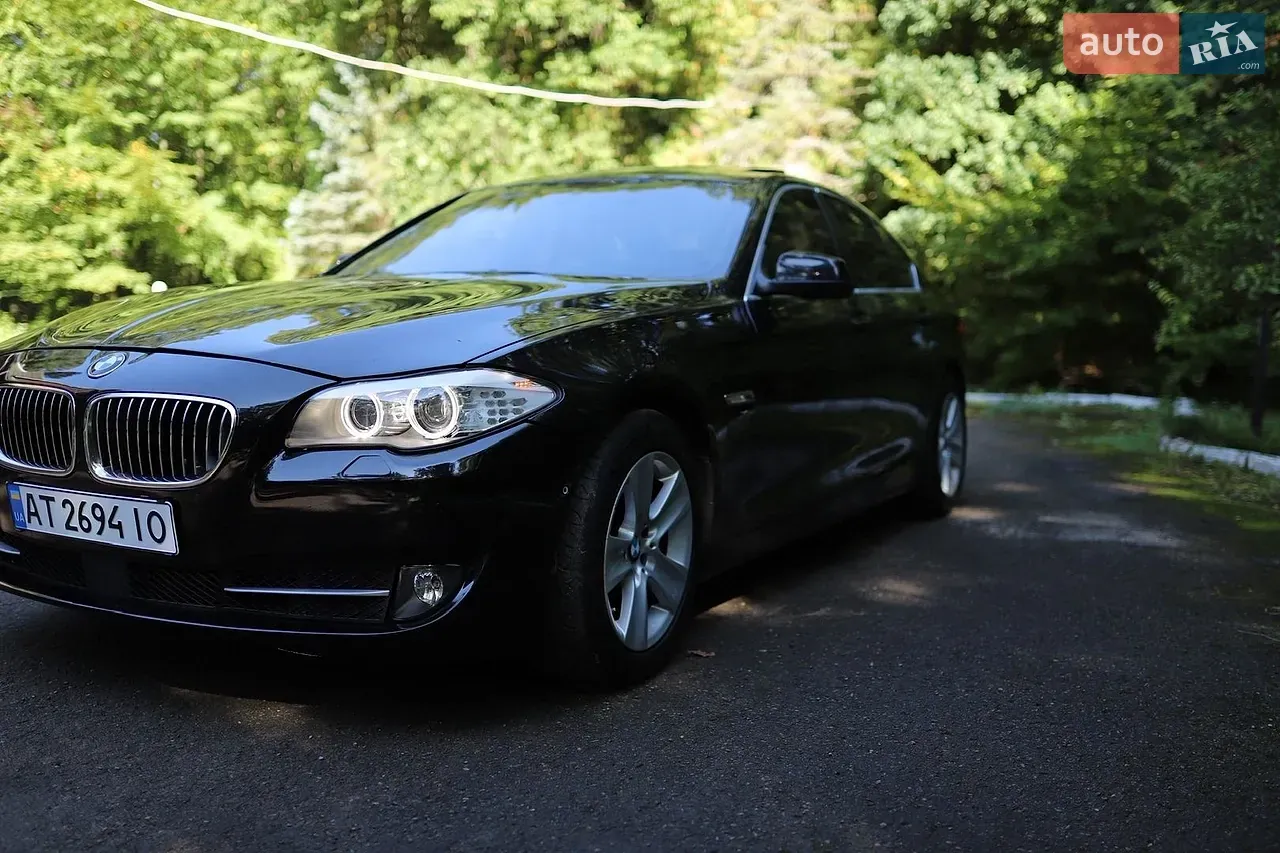 BMW 5 Series 2012 photo 3