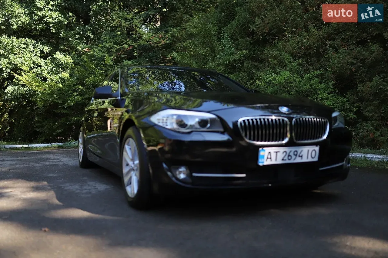 BMW 5 Series 2012 photo 4