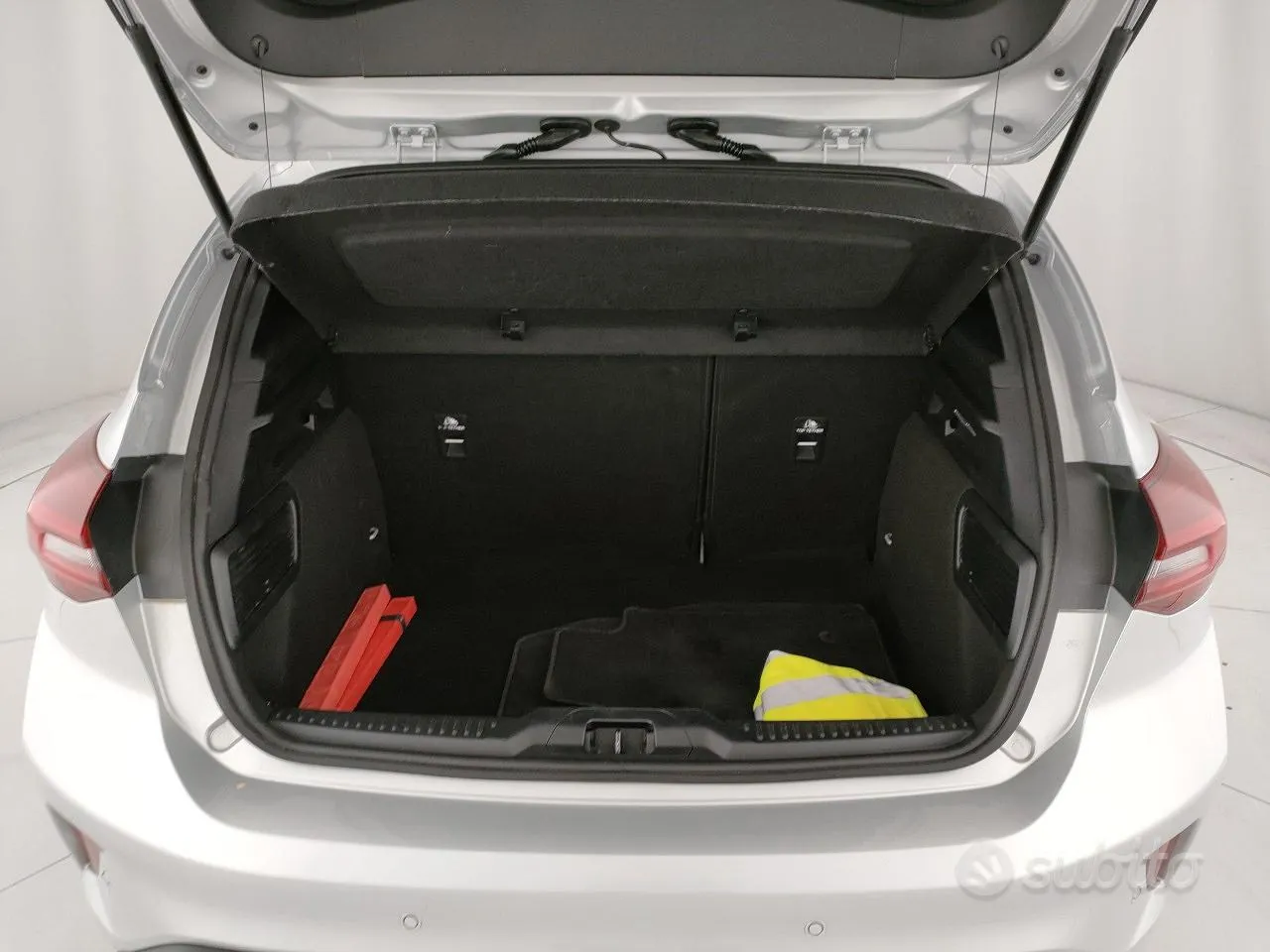 Ford Focus 2025 photo 4