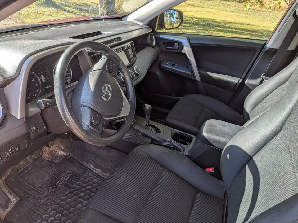 Toyota Rav4 2018 photo 4