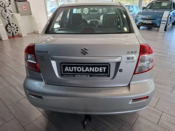 Suzuki Sx4 2010 photo 5