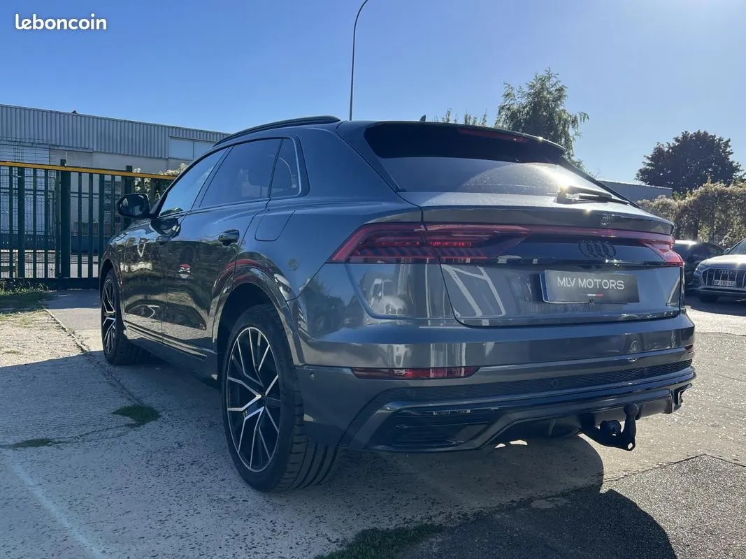 Audi Q8 2023 photo 4